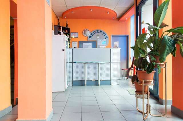 Отель Hotel Beta Клуж-Напока-4