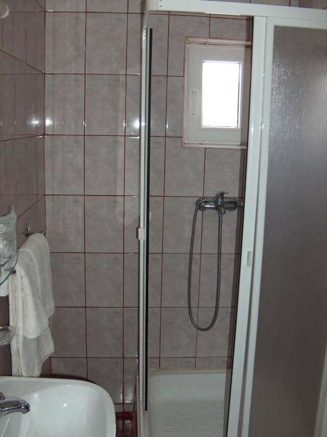Отель Hotel Beta Клуж-Напока-32